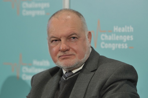 Andrzej Jacyna p.o. prezesa NFZ (foto: Fotolia/PTWP) Prezes Funduszu w siedzibie NRL o nakładach na stomatologię