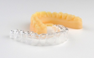 Druk 3D mocno wchodzi w stomatologię E-guard: protezy zębowe bliskie ideału