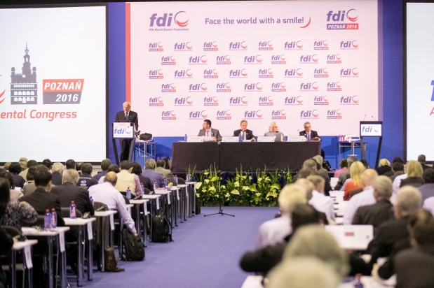 Nowa obszerniejsza definicja zdrowia jamy ustnej (fot. FDI Poznań) FDI Poznań: nowa definicja zdrowia jamy ustnej