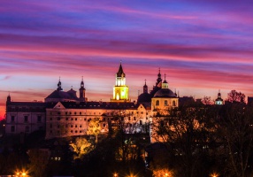 W Lublinie bardzo tanie leczenie stomatologiczne (foto: pixabay) Lublin: leczenie stomatologiczne po 10 zł