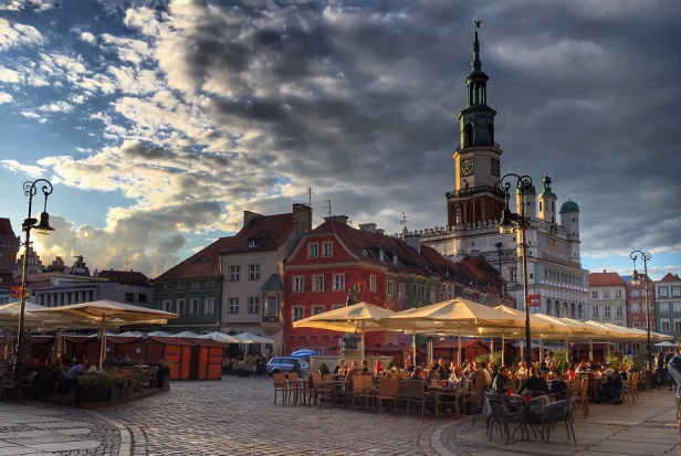 Kongres FDI napędził branżę turystyczną w Poznaniu (foto: pixabay) FDI w Poznaniu i od razu rekordy w branży hotelarskiej