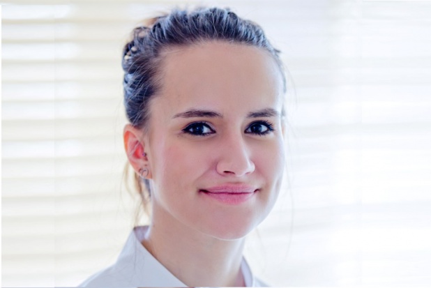 lek. stom. Romana Markiewicz (fot. Dentim Clinic) Dentysto, warto uświadamiać pacjentów przy każdej okazji