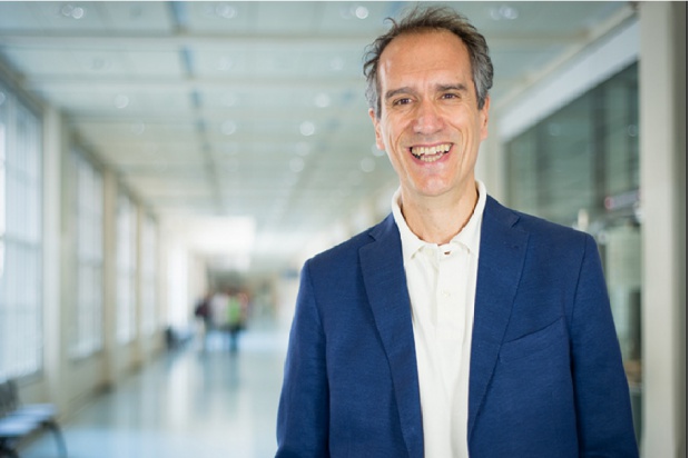 prof. Mario Aimetti Prof. Mario Aimetti: leczenie regeneracyjne - złotym standardem w periodontologii