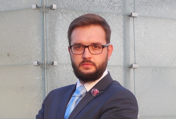 Michał Grabiec, radca prawny (foto: archiwum) Czy dentysta jest odpowiedzialny za wynik leczenia?