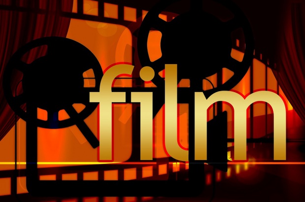 W indyjskim przemyśle filmowym pojawił się nowy talent (fot. pixabay) Dentysta porządzi w Boliywood?