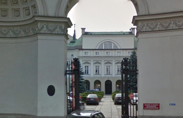 ORL w Szczecinie oprotestowuje rozporządzenie ministra zdrowia Kontraktowanie świadczeń stomatologicznych: duży może więcej