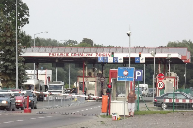 Przejście graniczne Zosin (źródło: Google Maps) Kontrabanda: materiały stomatologiczne jako cukierki