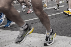 Bieganie maratonów jako antidotum na zmęczenie pracą? (fot. pixabay) Dentysta pokonał 7 maratonów, na 7 kontynentach, w 7 dni