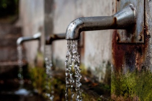 Agencja Ochrony Środowiska opowiada się za fluoryzacją wody (fot. pixabay) USA: woda jednak będzie fluoryzowana!
