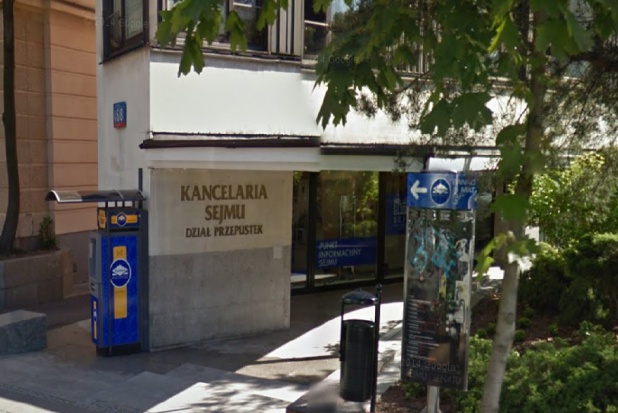 W Sejmie o rezydenturach dentystów (źródło: Google Maps) Stomatologia: fałszywe pytania w Sejmie