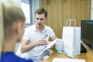 lek. dent. Tomasz Łukasik (Dentim Clinic) Co robić z pacjentem, gdy boli go ząb, którego nie ma