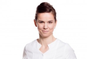 Joanna Oleksiak z kliniki Stankowscy & Białach Stomatologia w Poznaniu (foto: archiwum) Proces skutecznej remineralizacji zębów