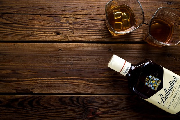 Uzależnienia wśród lekarzy to problem w Polsce nadal niezbadany (fot. pixabay) Gdy pod wpływem stresu lekarz sięga po alkohol