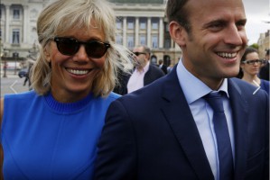 Brigitte Trogneux olśniewa uśmiechem (fot. Facebook) Zęby pierwszej damy Francji