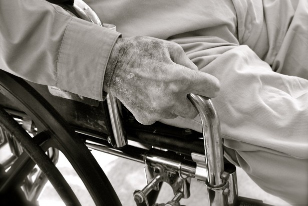 Nowa ośrodek świadczący usługi stomatologiczne dla seniorów w Rzeszowie (fot. pixabay) Stomatologia dla seniorów w Rzeszowie