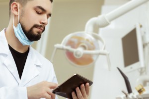 Czym jest Dentool? Nowa formuła, stare przyzwyczajenia: trudne pytania dentystów do Dentool.pl (cz. I)