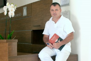lek. dent. Piotr Borowski (foto: archiwum) Polskich niepełnosprawnych przyjmie dentysta (czeski)
