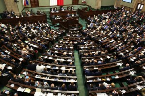 Trwa dyskusja nad specustawą (fot. archiwum) W Senacie dyskusja o dentobusach