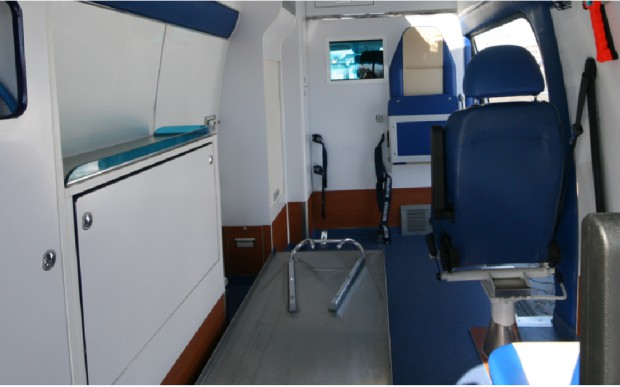 Ambulans sanitarny z firmy Zeszuta Firma Zeszuta sp. z o.o będzie dostawcą dentobusów