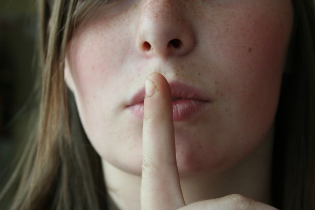 Dane osobowe pod ścisłym nadzorem (foto: pixabay) Dentysto, stwórz sobie kodeks służący ochronie danych osobowych