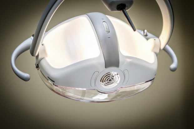 NFZ walczy o dentystów (foto: pixabay) NFZ zwiększy finansowanie stomatologii dla niepełnosprawnych w Jeleniej Górze, ale...
