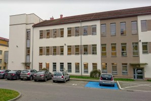 Szpital Wojewódzki w Koszalinie (źródło: Google Maps) W Koszalinie niepełnosprawni nadal będą mogli leczyć zęby?