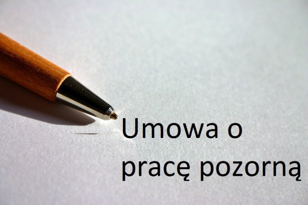 Dentysta zatrudniał na pozór? (foto: pixabay) Dentysto zatrudniaj tylko zdrowe rejestratorki medyczne