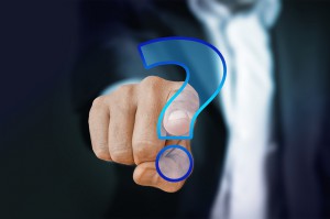 Rozmowa z pacjentem to dobra okazja do przekazania wiedzy na temat zdrowia jamy ustnej (fot. pixabay) Choroby przyzębia: o co pacjenci pytają najczęściej