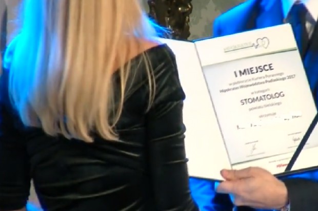 Gala wręczenia nagród Hipokrates 2017 Ewelina Kotyńska-Wiszowata najlepszym lekarzem dentystą w plebiscycie Hipokrates
