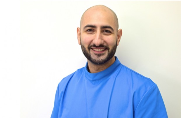 Dr Milad Shadrooh, brytyjski ortodonta (fot. Facebook) Dobre rady