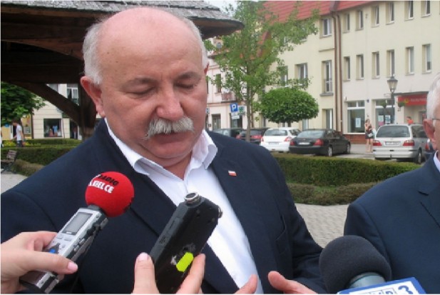 Andrzej Grządziel, pełniący obowiązki wójta gminy Lipnik (foto: FB) Dentysta w szkole – marzenie wójta