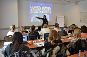 Zajęcia Progressive Orthodontic Seminars Progressive Orthodontic Seminars zjeżdża do Warszawy