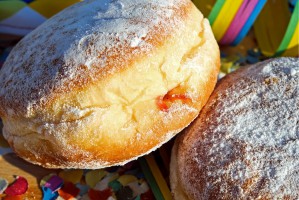 Jak prowadzić skuteczną walkę z cukrem w diecie? (fot. pixabay) Tłusty czwartek - w miesiącu bez cukru