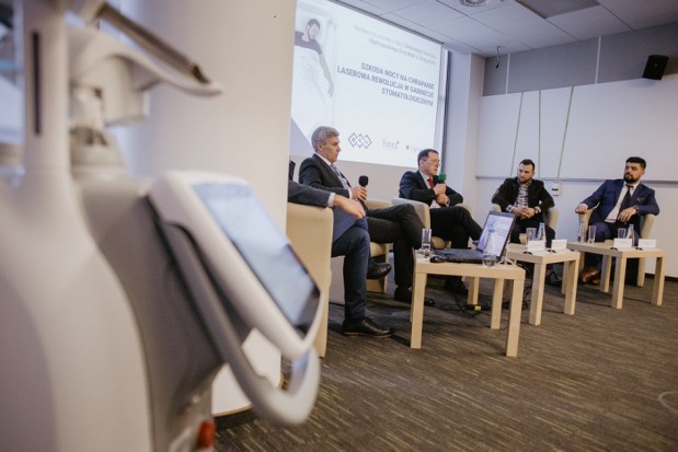 Wykorzystanie lasera w walce z chrapaniem Dentysto, twój laser sprawnym orężem w walce z chrapaniem