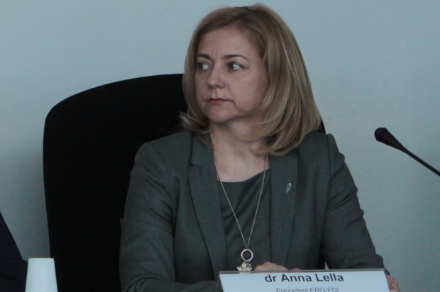 Dr Anna Lella prezydent ERO FDI Jama ustna zwierciadłem organizmu