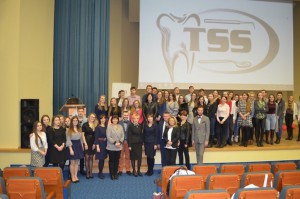 Jubileuszowe zdjęcie Towarzystwa Studentów Stomatologii na UM w Lublinie (fot. UM Lublin) Lublin: i po 15. jubileuszu