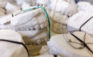 Wykładowcy poszukiwani do Zakładu Technik Dentystycznych UM w Białymstoku (fot. pixabay) UM Białystok szuka dwóch wykładowców technik dentystycznych