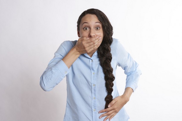Kto zamiast dentysty (foto: pixabay) Pilnie zlecę wyrwanie zębów