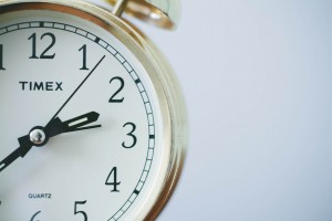 Jak organizować pracę, by nie przeciągać wizyty każdego pacjenta? (fot. pixabay) Zbyt często nie udaje ci się kończyć leczenia o czasie?