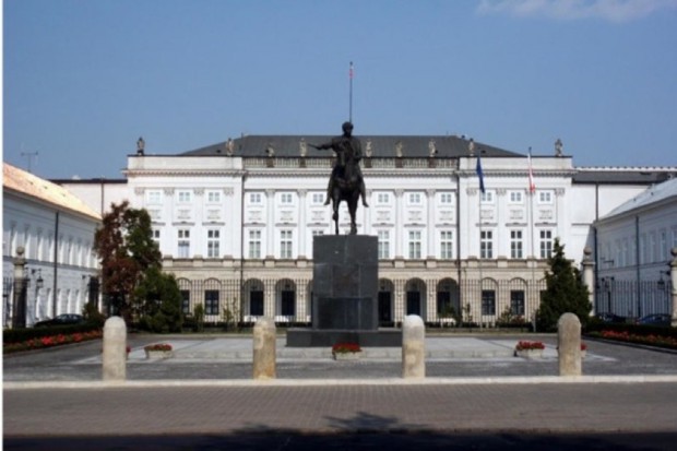 Dwutorowe wystawianie zwolnień do 30 listopada (fot. Archiwum) Obowiązkowe e-zwolnienia przesunięte w czasie