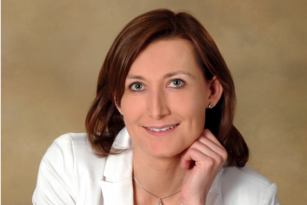 dr n. med. lek. dent. Beata Golan, dyrektor ds. naukowych Instytutu Blend-a-med Oral-B Stabilizowany związek cyny i fluoru cennym składnikiem past do zębów