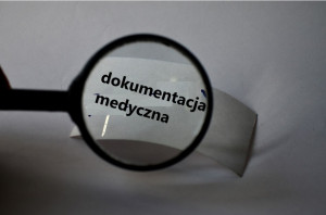 Gdy poszukiwania dokumentacji medycznej nie dają rezultatu (fot. pixabay) Co grozi za zagubienie dokumentacji pacjenta