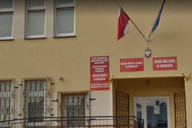 Urząd Miasta i Gminy w Mordach (źródło: Google Maps) W Mordach z wielkim zapałem o dentyście w szkole