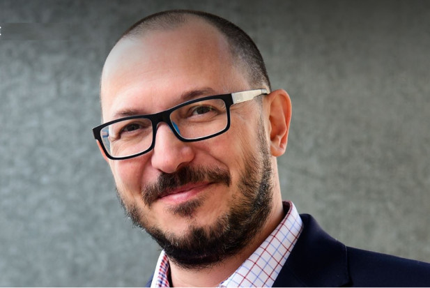 Poseł Paweł Skutecki (foto: FB) Opieka zdrowotna nad dziećmi i młodzieżą uregulowana prawnie?