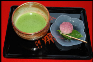Coś na zdrowe dziąsła (źródło: Wikipedia) Jak herbata to matcha