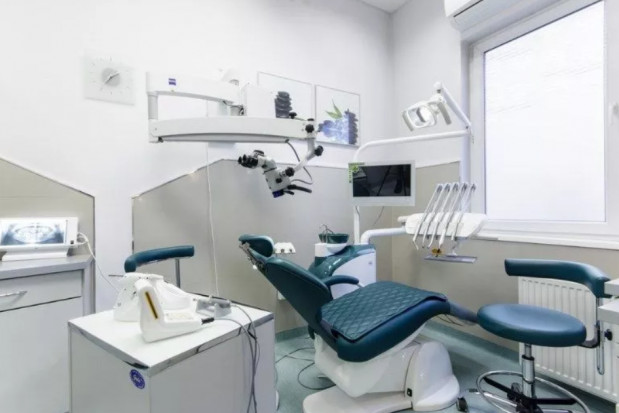Gabinet za 280 tys. zł Komu gabinet stomatologiczny w centrum Wrocławia
