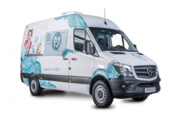 Mobilny gabinet stomatologiczny (fot. Ministerstwo Zdrowia) Podlaskie: bilans działań dentobusu