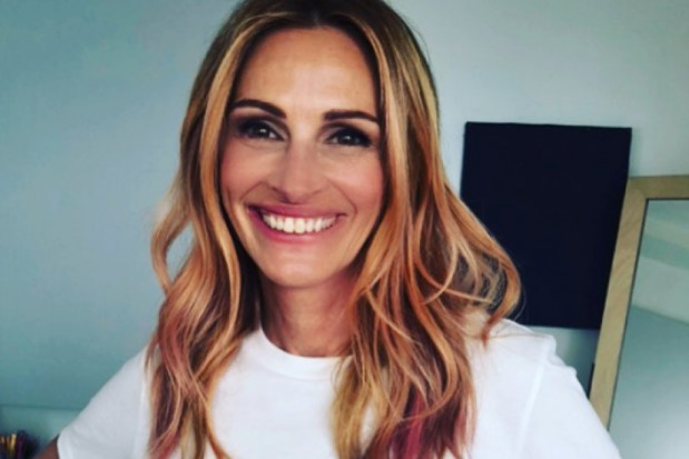Julia Roberts (for. Instagram) Celebryci mimowolnymi ambasadorami stomatologii estetycznej