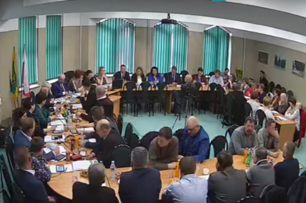 Urząd Gminny Ostrów Mazowiecka - sesja radnych Ostrów Mazowiecka szkolnymi gabinetami stomatologicznymi stać będzie