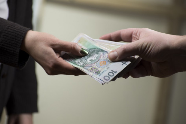 Nie zwracać pieniędzy bez analizy takiego kroku (foto: Fotolia/PTWP) Nie zwracaj pieniędzy pacjentom w imię „świętego spokoju”